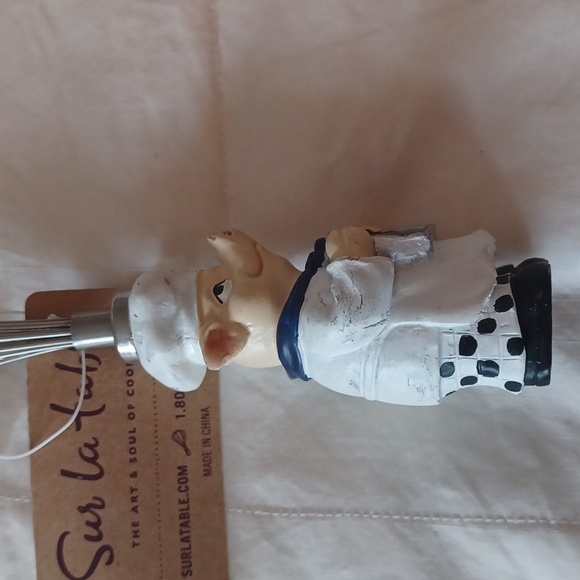 SUR LA TABLE wire whisk  pig chef new with tag - Picture 6 of 8